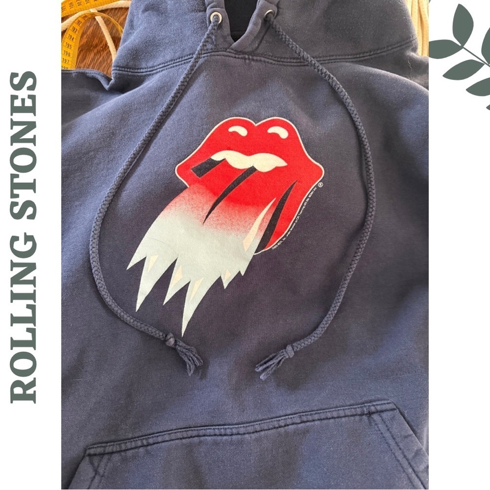 Y2K Rolling Stones Band Hoodie • Fall 2006 • Made in Canada • Medium • Vintage - Picture 5 of 9